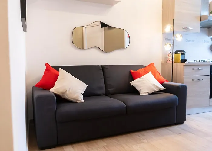 Licia House - Intero - San Giovanni